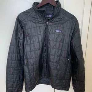 Patagonia Men’s Nano Puff Jacket SMALL Black